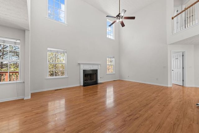 670 Roxford Ln, Buford, GA 30518