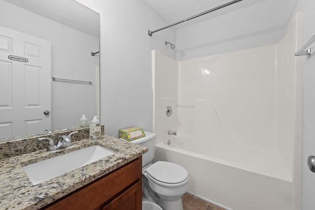 670 Roxford Ln, Buford, GA 30518