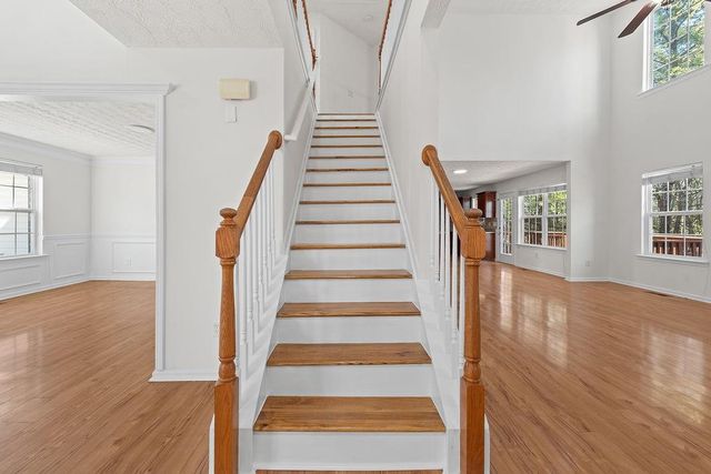 670 Roxford Ln, Buford, GA 30518