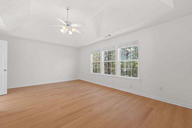 670 Roxford Ln, Buford, GA 30518