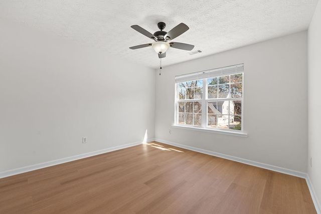 670 Roxford Ln, Buford, GA 30518