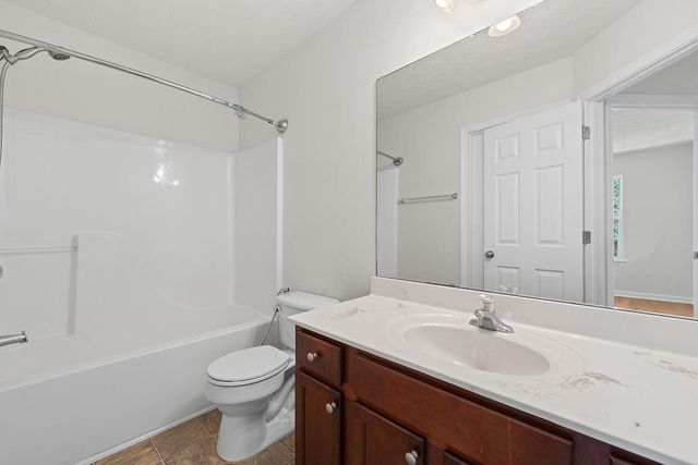 670 Roxford Ln, Buford, GA 30518