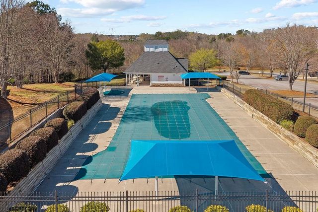 670 Roxford Ln, Buford, GA 30518