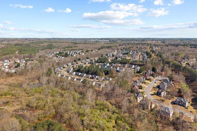 670 Roxford Ln, Buford, GA 30518