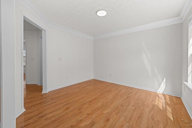 670 Roxford Ln, Buford, GA 30518