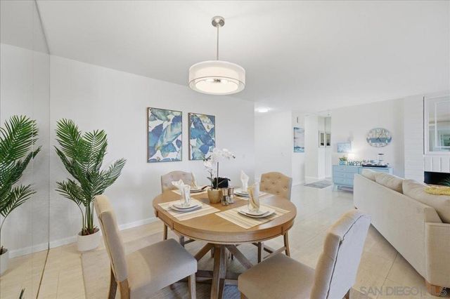 6733 Hyacinth, Carlsbad, CA 92011