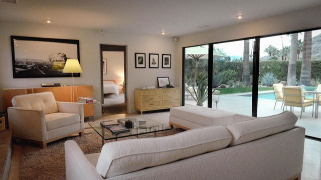 547 Camino Del Sur, Palm Springs, CA 92262