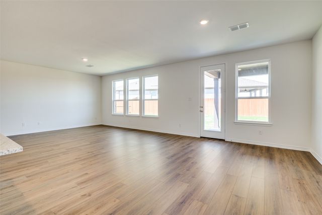4031 Bedford Drive, Crandall, TX 75114