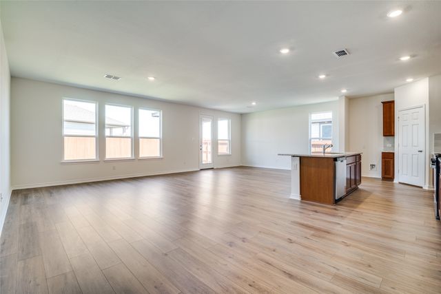 4031 Bedford Drive, Crandall, TX 75114