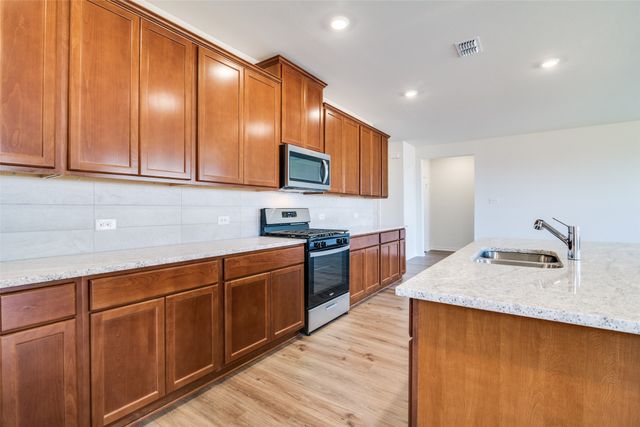 4031 Bedford Drive, Crandall, TX 75114