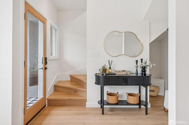 382 Lisbon Street, San Francisco, CA 94112