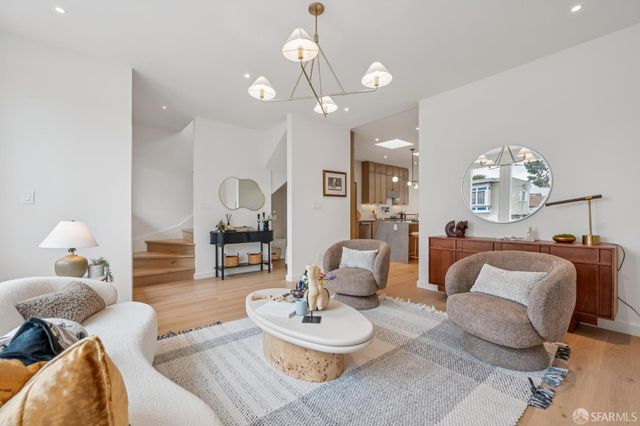 382 Lisbon Street, San Francisco, CA 94112