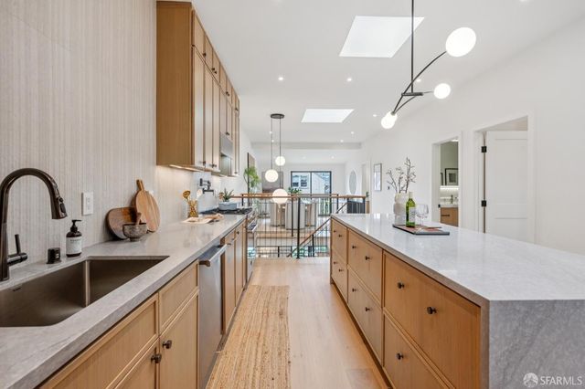 382 Lisbon Street, San Francisco, CA 94112