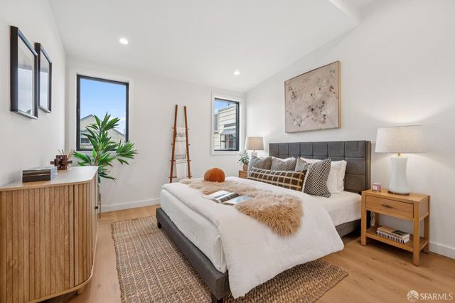 382 Lisbon Street, San Francisco, CA 94112