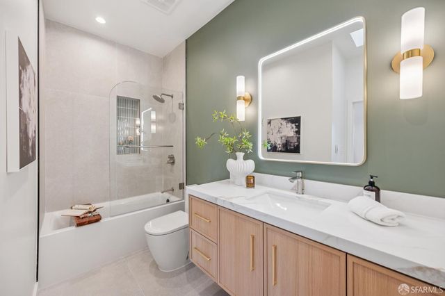 382 Lisbon Street, San Francisco, CA 94112