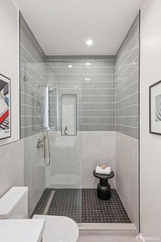 382 Lisbon Street, San Francisco, CA 94112