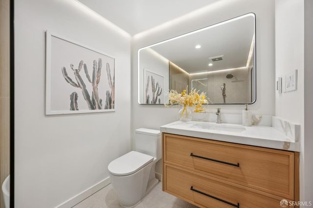 382 Lisbon Street, San Francisco, CA 94112