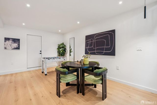 382 Lisbon Street, San Francisco, CA 94112