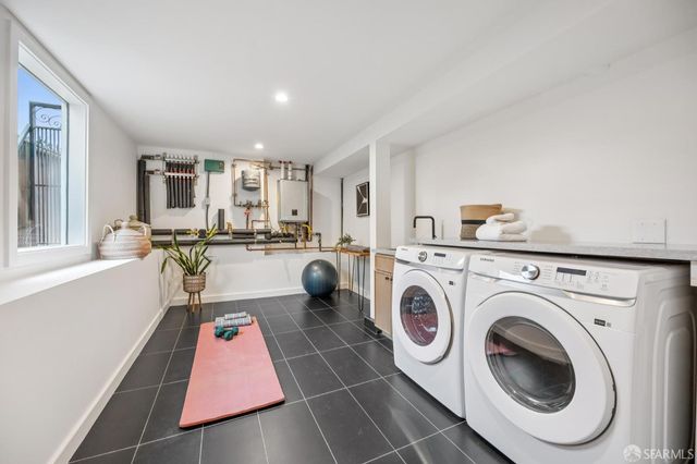 382 Lisbon Street, San Francisco, CA 94112