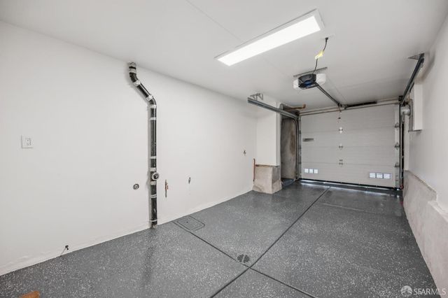 382 Lisbon Street, San Francisco, CA 94112