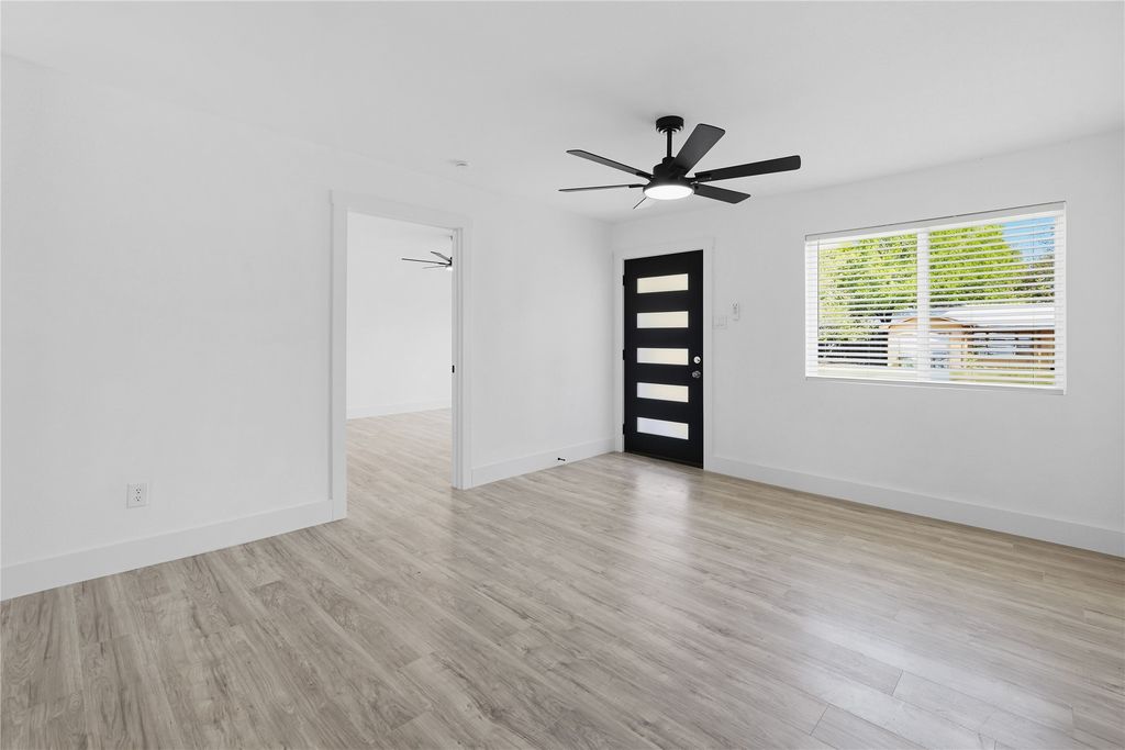 1504 Daniel Drive, Arlington, TX 76010 — photo 2