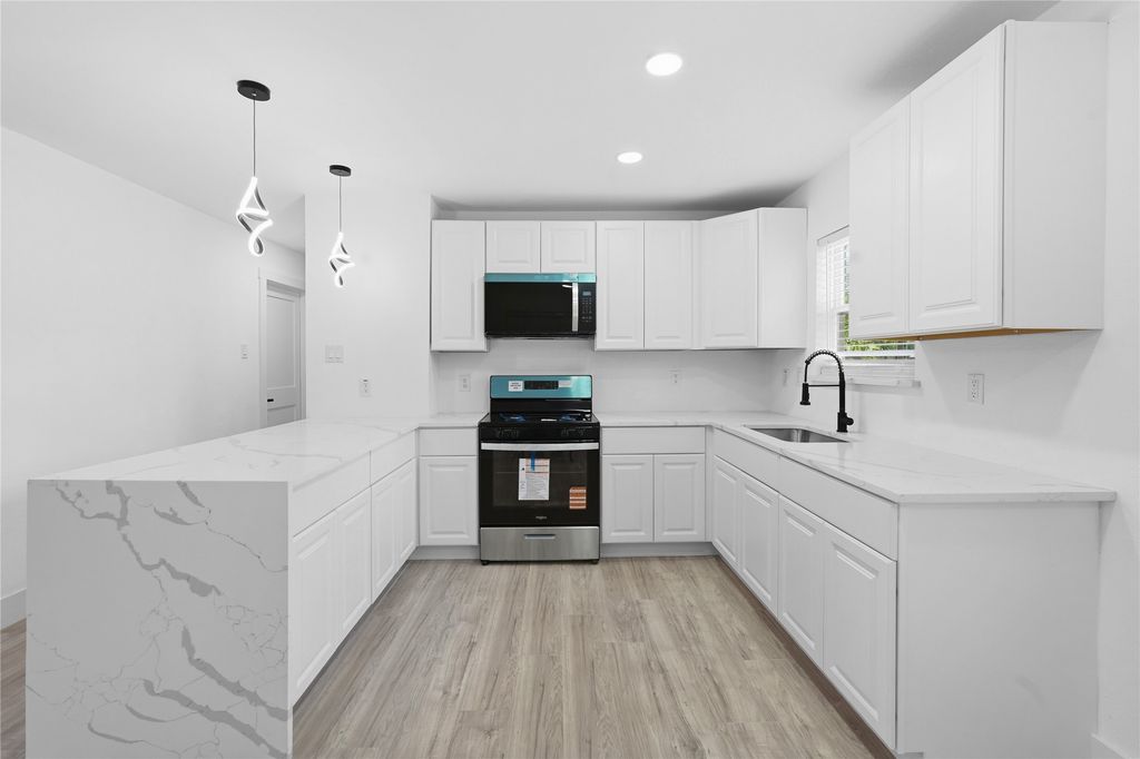 1504 Daniel Drive, Arlington, TX 76010 — photo 4