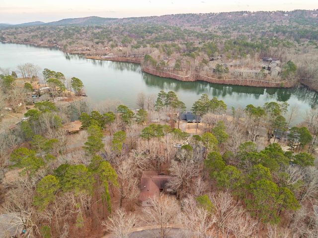 38 Pego Circle, Hot Springs Village, AR 71909