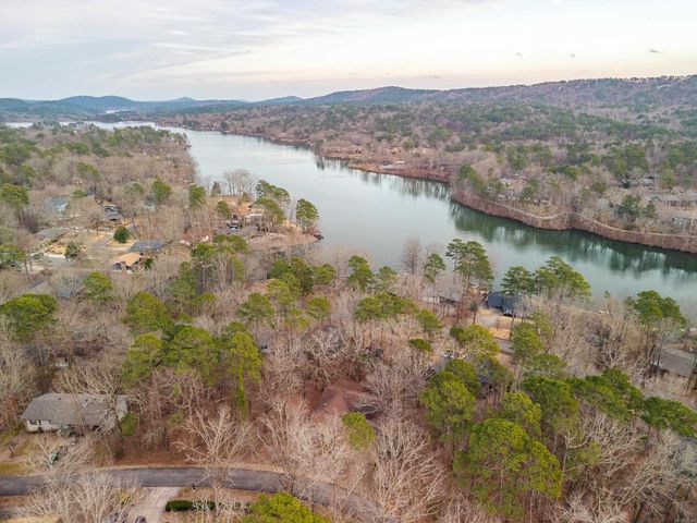 38 Pego Circle, Hot Springs Village, AR 71909
