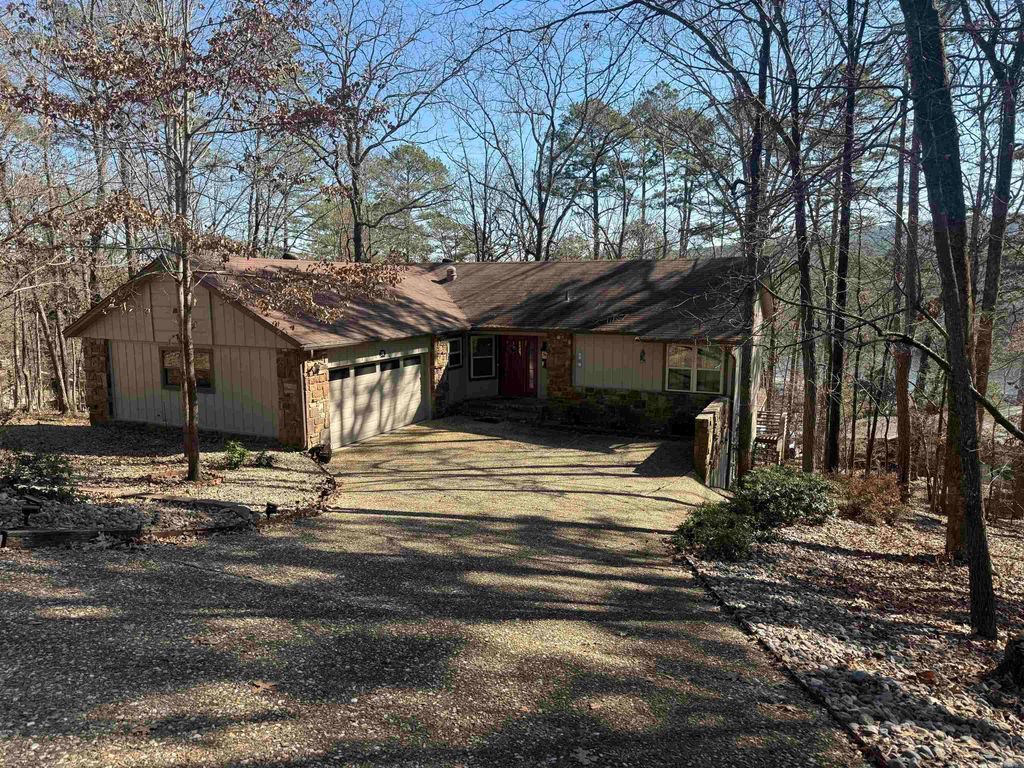 38 Pego Circle, Hot Springs Village, AR 71909