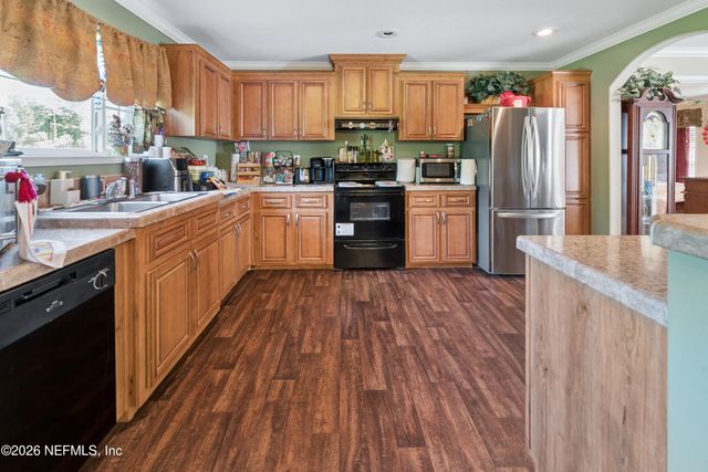9874 CEDAR CREEK FARMS Road, Glen St. Mary, FL 32040
