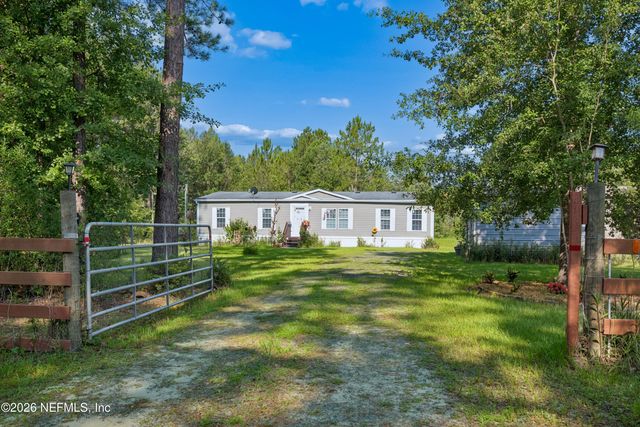 9874 CEDAR CREEK FARMS Road, Glen St. Mary, FL 32040