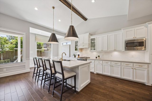 1547 Cheshire Lane, Houston, TX 77018