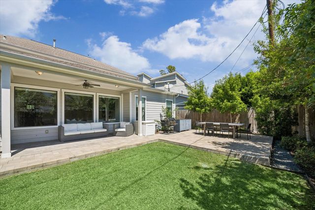 1547 Cheshire Lane, Houston, TX 77018