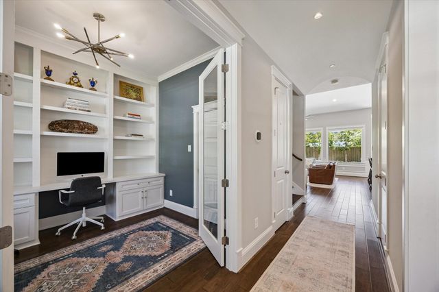 1547 Cheshire Lane, Houston, TX 77018