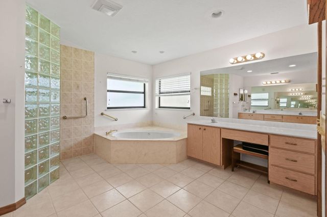 2961 SE Farley Road, Port St Lucie, FL 34952