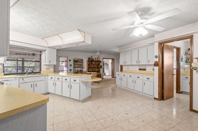 2961 SE Farley Road, Port St Lucie, FL 34952
