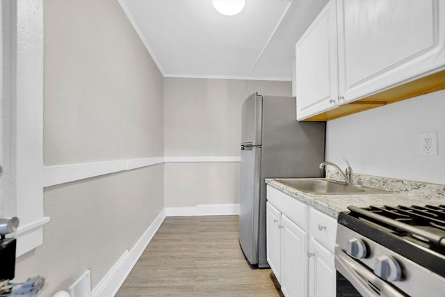 120-122 Central St, Springfield, MA 01105