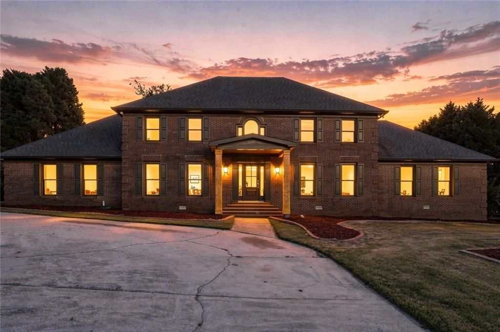 961 Jimson Drive SE, Conyers, GA 30013