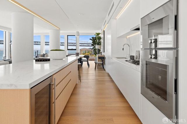 1 Steuart Lane 801, San Francisco, CA 94105