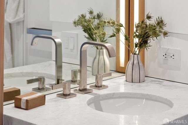 1 Steuart Lane 801, San Francisco, CA 94105