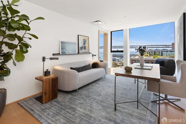 1 Steuart Lane 801, San Francisco, CA 94105