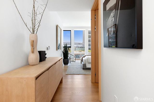 1 Steuart Lane 801, San Francisco, CA 94105