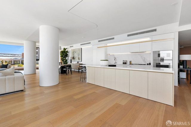 1 Steuart Lane 801, San Francisco, CA 94105