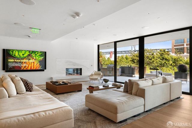 1 Steuart Lane 801, San Francisco, CA 94105