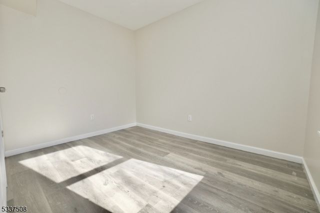 212 N 1St St, Paterson City, NJ 07522