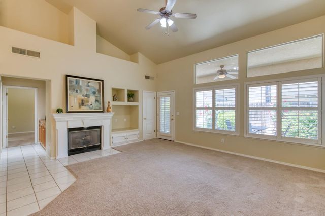 3750 W Vincent Lane, Fresno, CA 93711