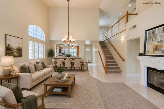 3750 W Vincent Lane, Fresno, CA 93711