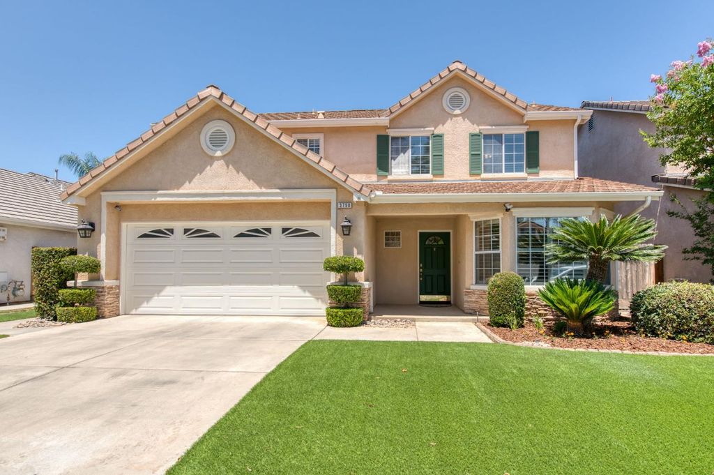 Image 1 of property listing at 3750 W Vincent Lane, Fresno, CA 93711