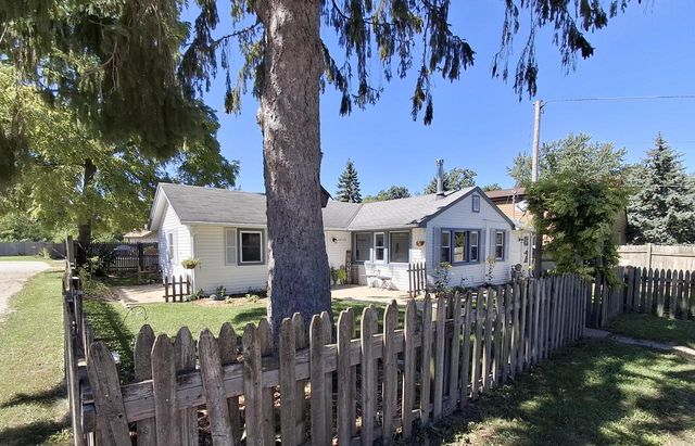 26215 S Wind Lake ROAD, Waterford, WI 53185