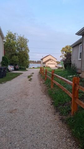 26215 S Wind Lake ROAD, Waterford, WI 53185